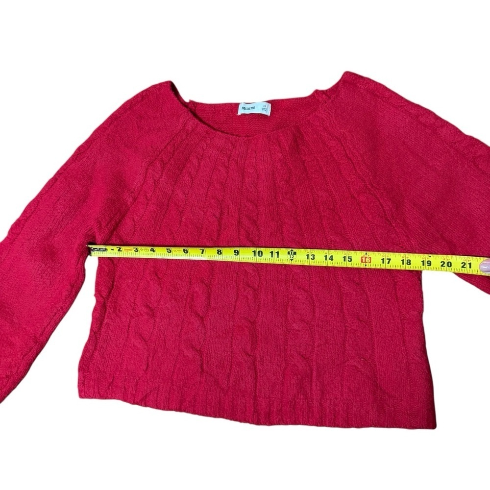 Hollister| Women's Red Comfy Cloud Off-the Shoulder Cable Knit Sweater- Size XS - Picture 8 of 9